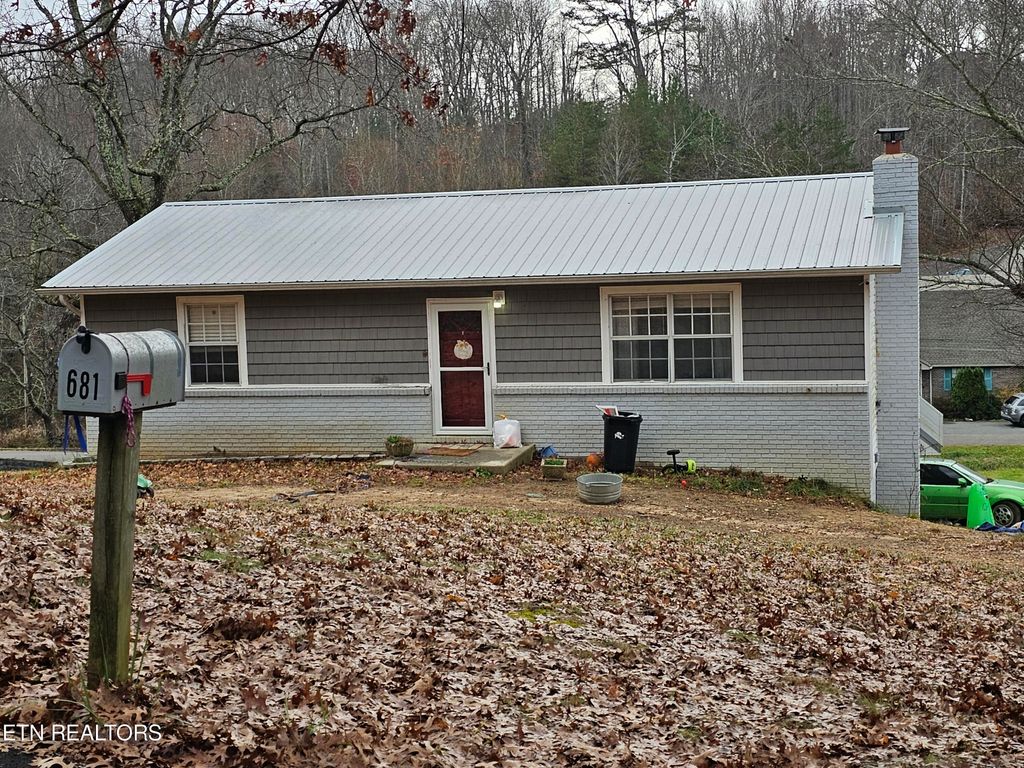 Photo of 681 Harmon Rd, New Tazewell, TN 37825 (MLS # 1247311)