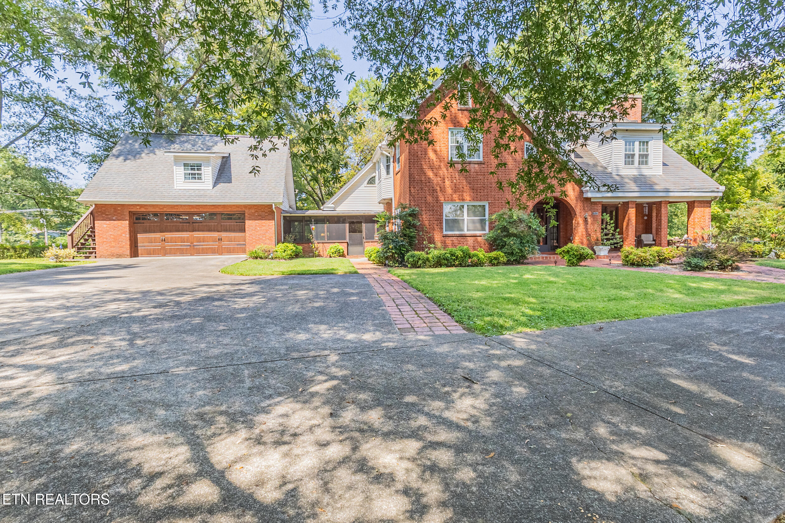 1533 Springbrook Rd
