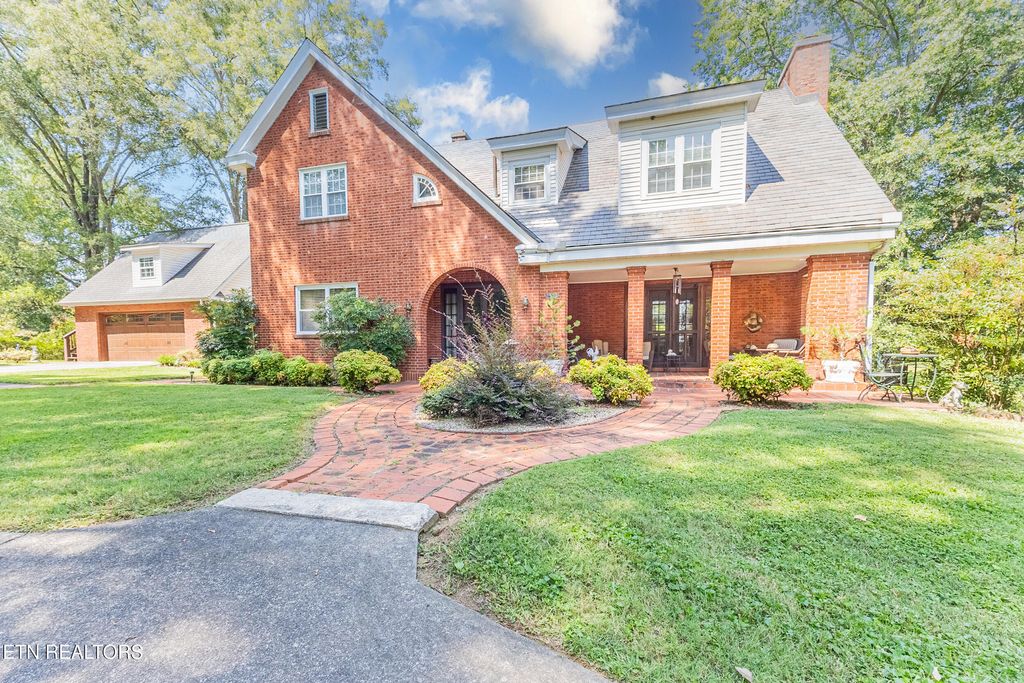 Photo of 1533 Springbrook Rd, Alcoa, TN 37701 (MLS # 1315513)