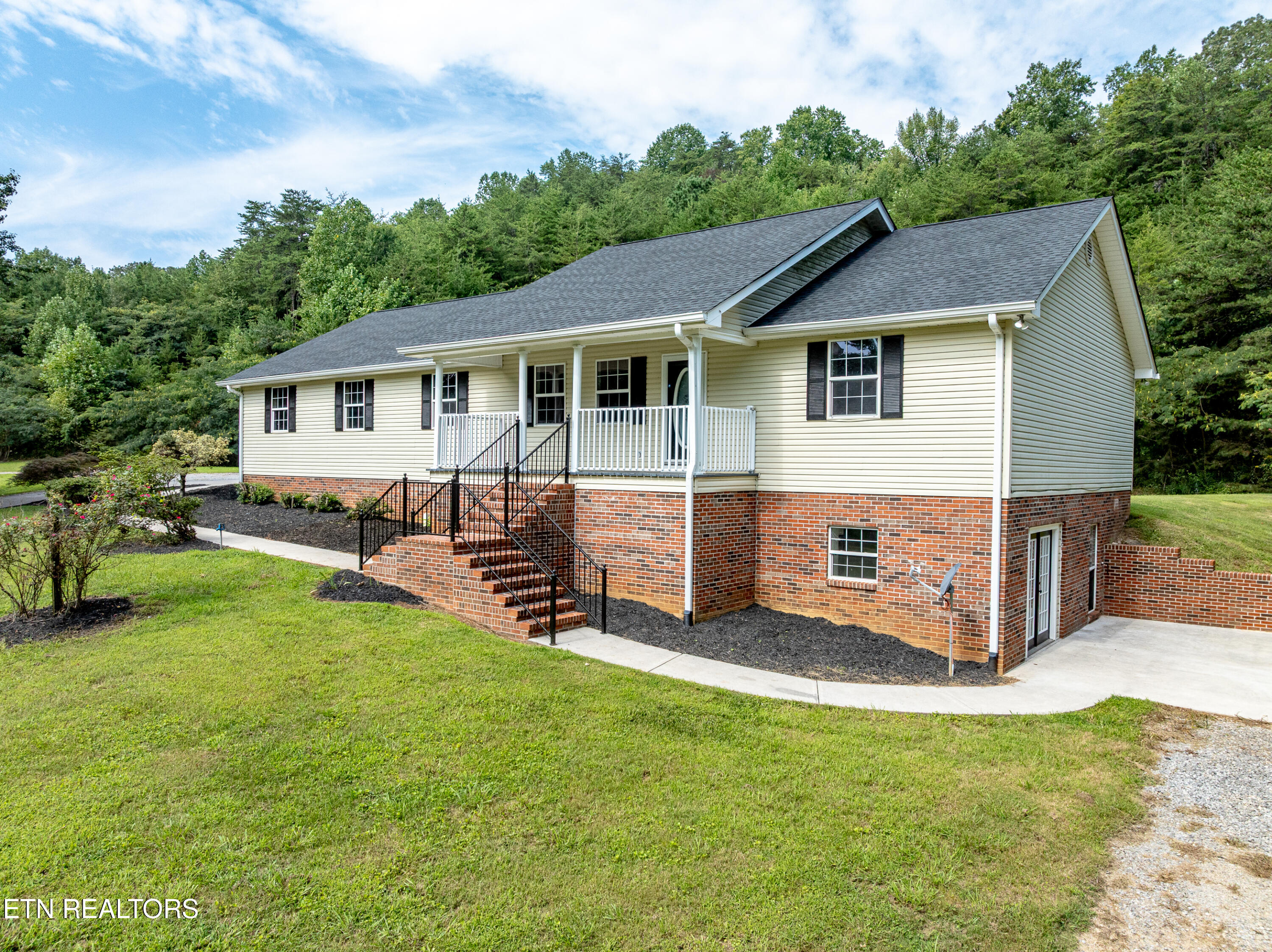514 County Road 442