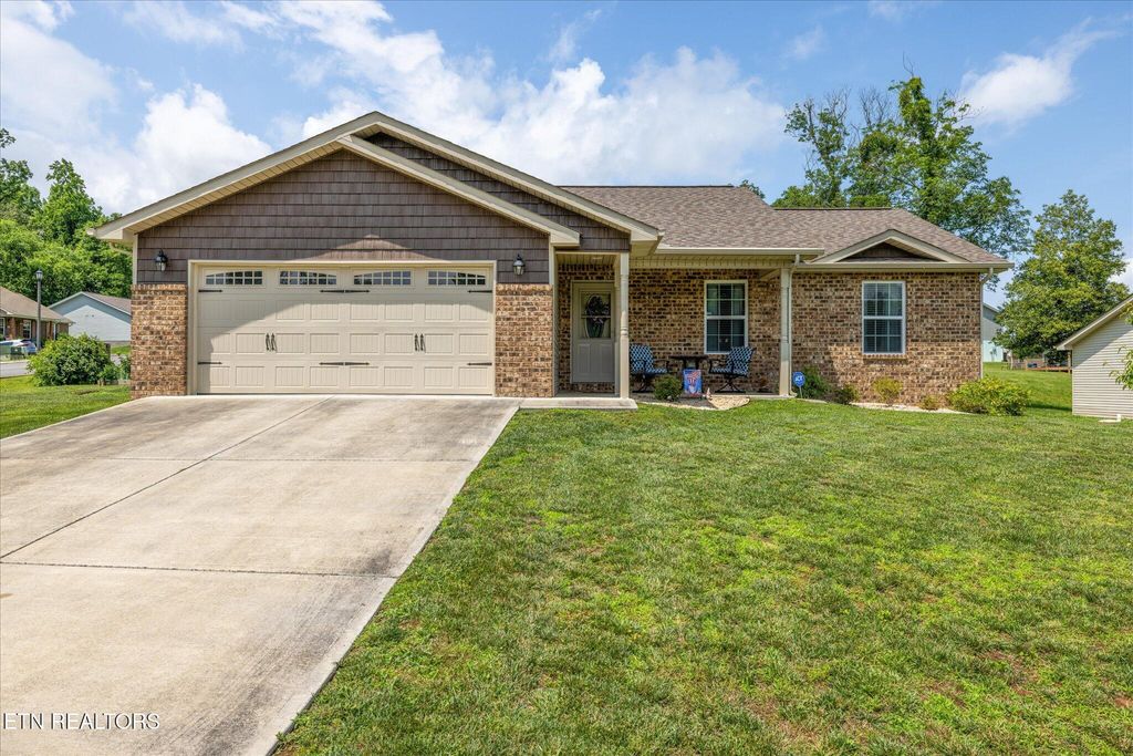 Photo of 2250 Murphys Chapel Drive, Sevierville, TN 37876 (MLS # 1304278)