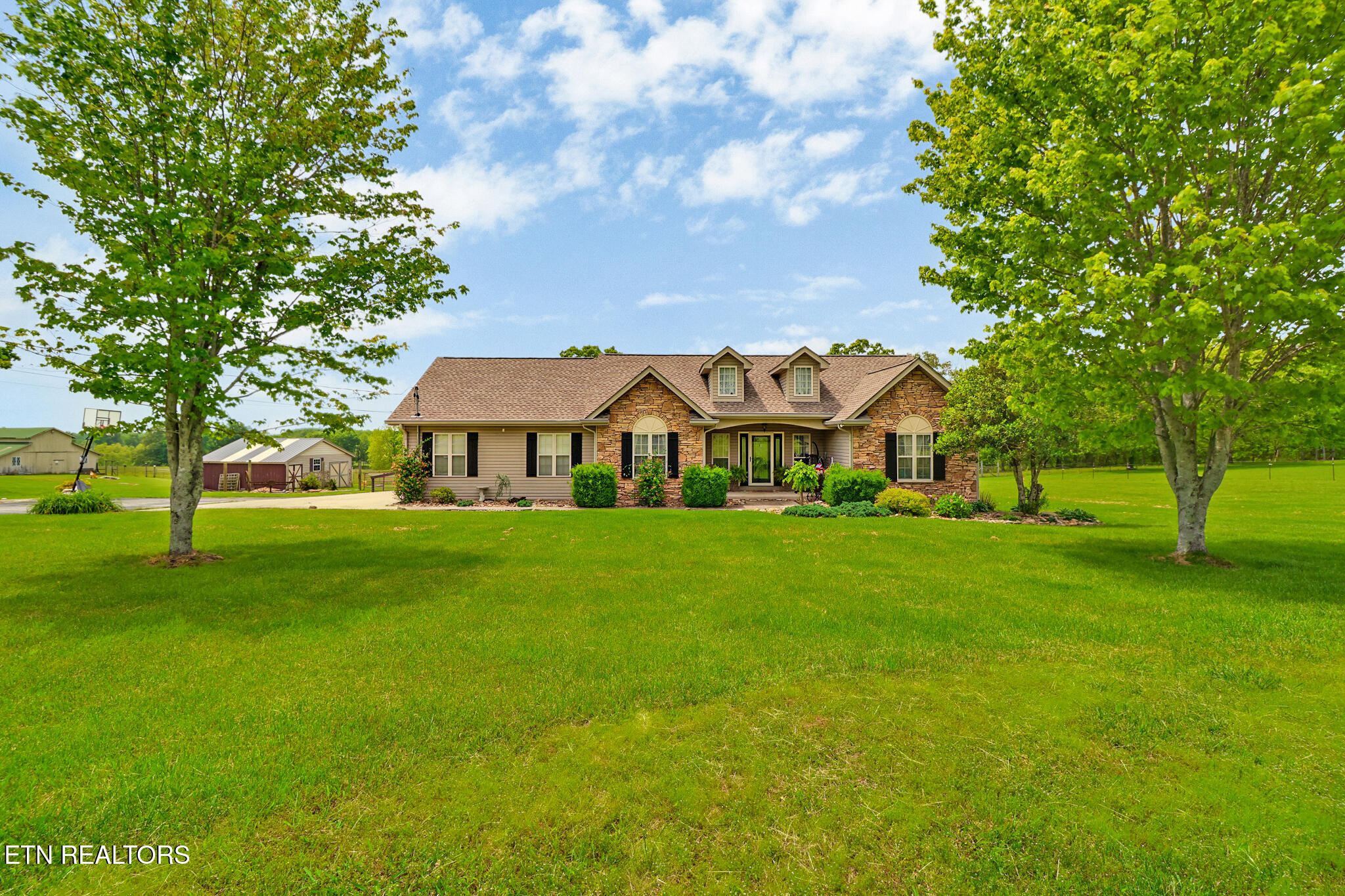 1066 Vandever Rd
