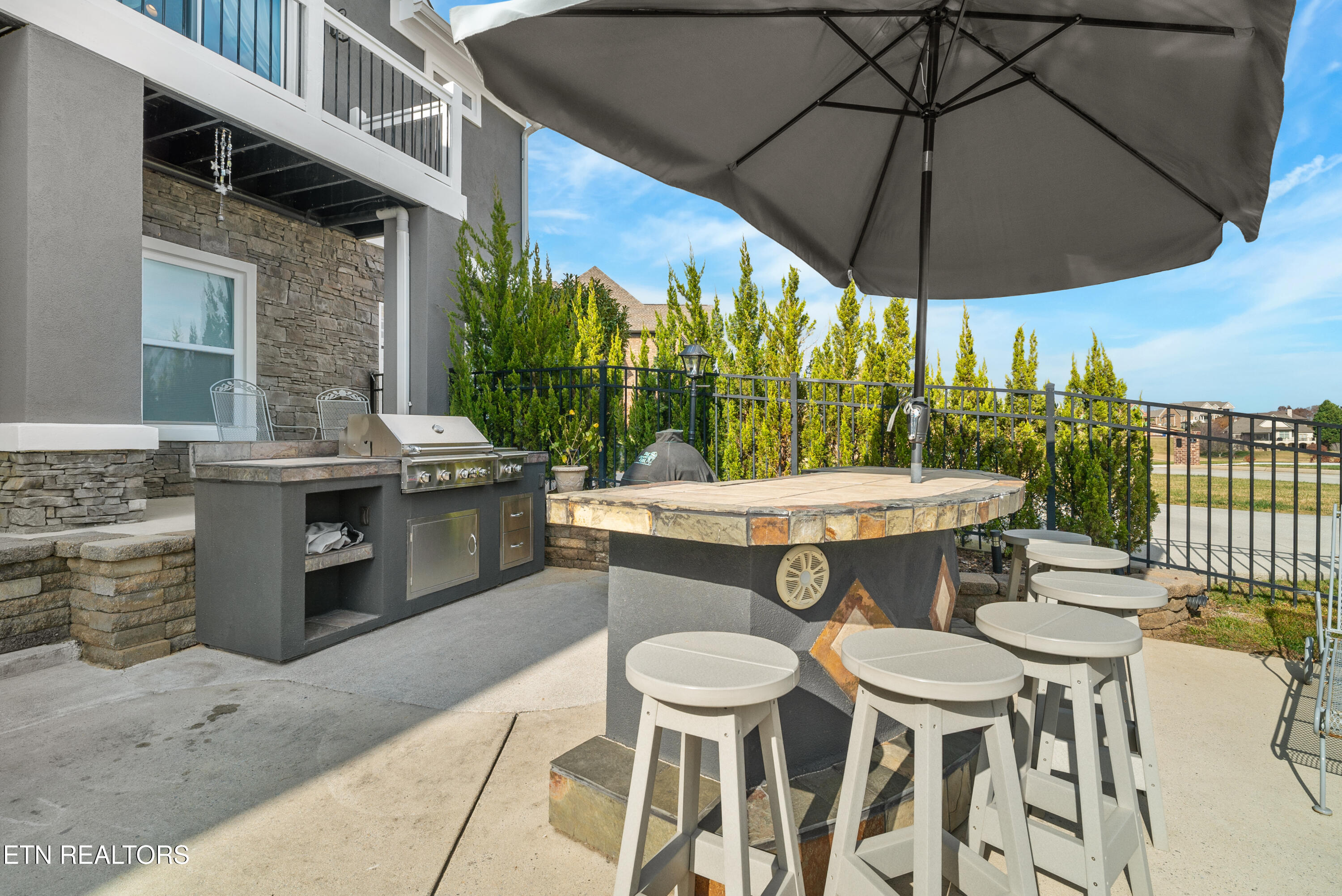 129 White Hawk Drive