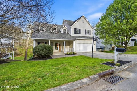 Photo of 1213 Edenbridge Way, Knoxville, TN 37923 (MLS # 1334318)