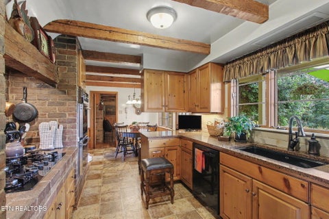 Tiny photo for 620 Walker Springs Rd, Knoxville, TN 37923 (MLS # 1353201)