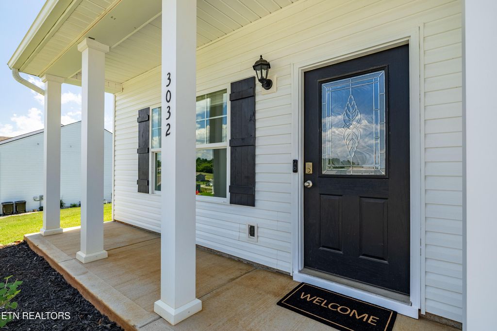 Photo of 3032 Sagegrass Drive, Louisville, TN 37777 (MLS # 1307260)