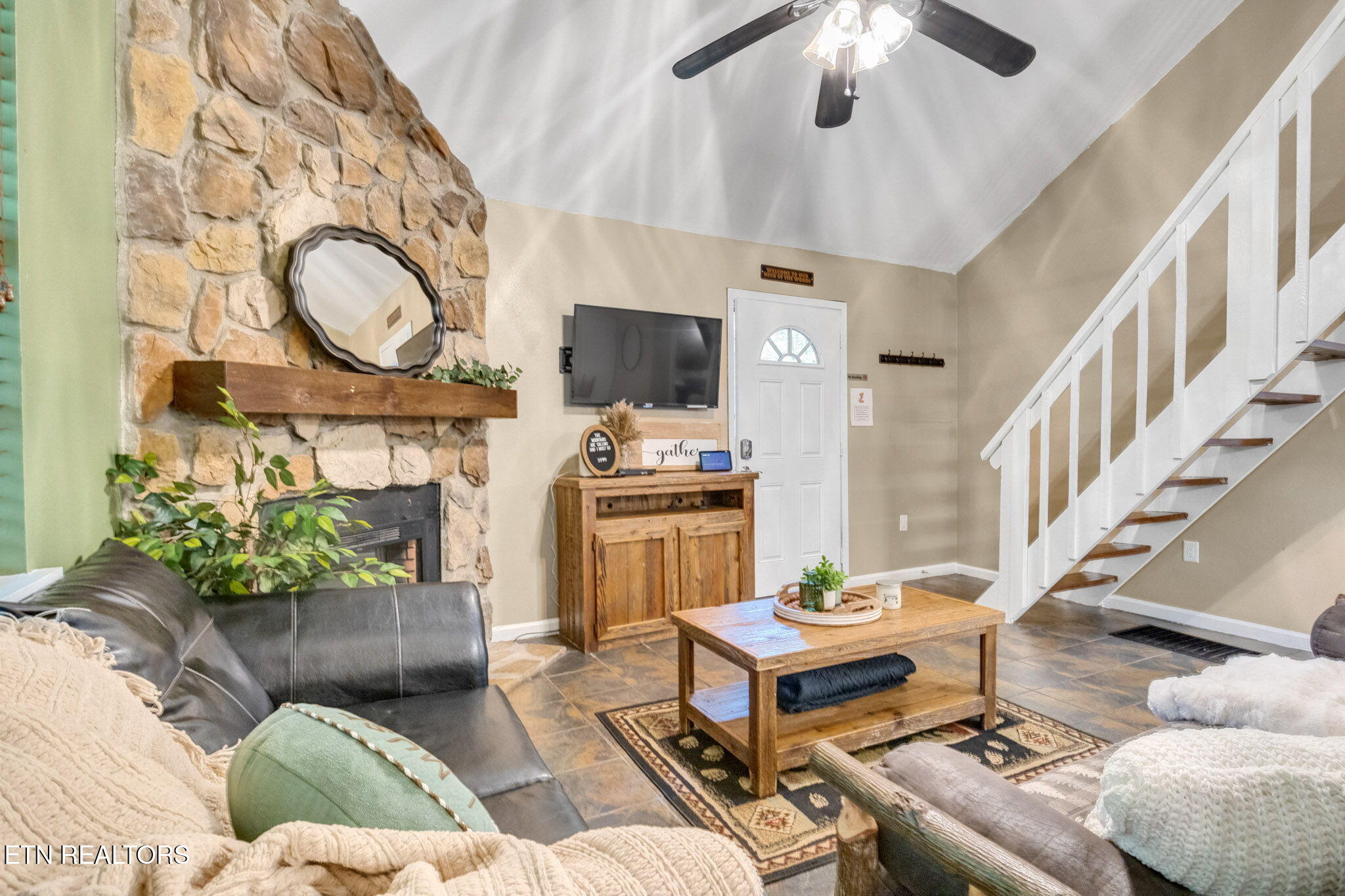 2263 2265 Lones Branch Lane