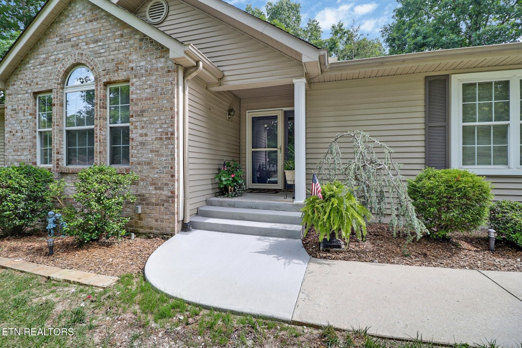 Photo of 11 Wilbourn Circle, Fairfield Glade, TN 38558 (MLS # 1353322)