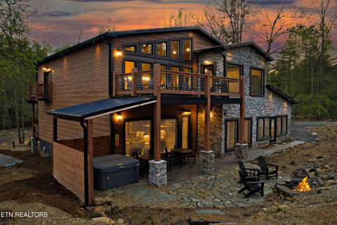 2215 Sawmill Cove Drive Sevierville TN 37862