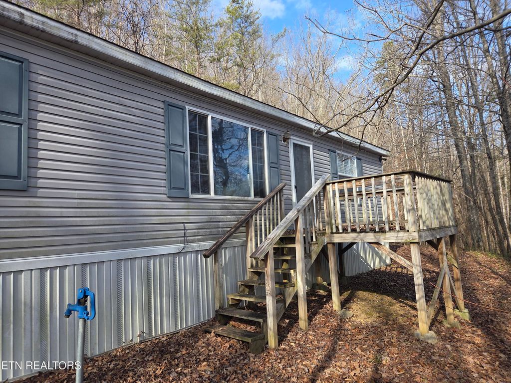 Photo of 4549 Harriman Hwy, Harriman, TN 37748 (MLS # 1327657)