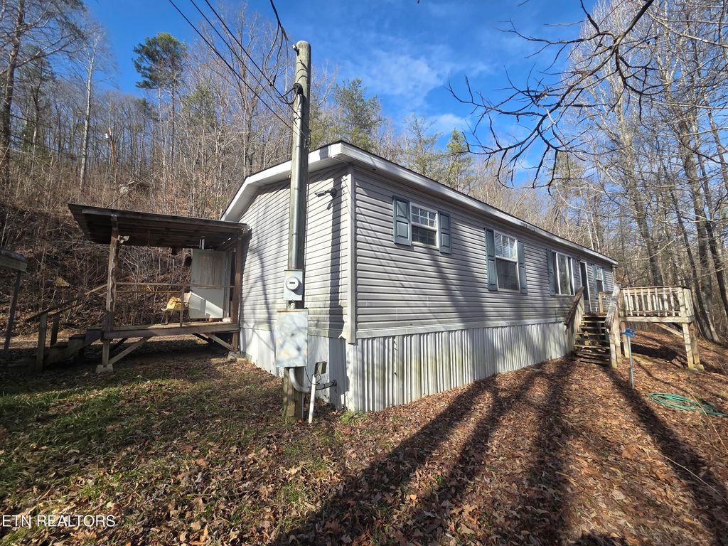 Photo of 4549 Harriman Hwy, Harriman, TN 37748 (MLS # 1327657)