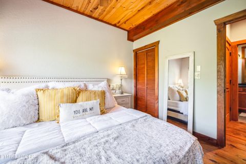 Tiny photo for 230 Foxwood Drive, Caryville, TN 37714 (MLS # 1339529)