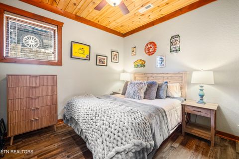 Tiny photo for 230 Foxwood Drive, Caryville, TN 37714 (MLS # 1339529)