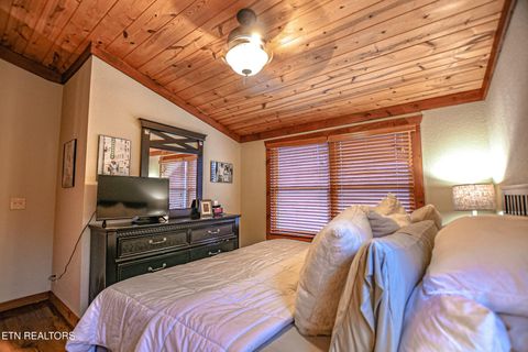 Tiny photo for 230 Foxwood Drive, Caryville, TN 37714 (MLS # 1339529)