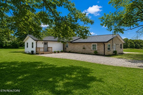 Tiny photo for 1210 Frank Campbell Rd, Jamestown, TN 38556 (MLS # 1356199)