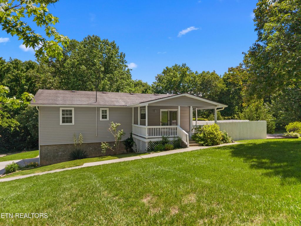 Photo of 155 Neely Drive, New Tazewell, TN 37825 (MLS # 1343685)