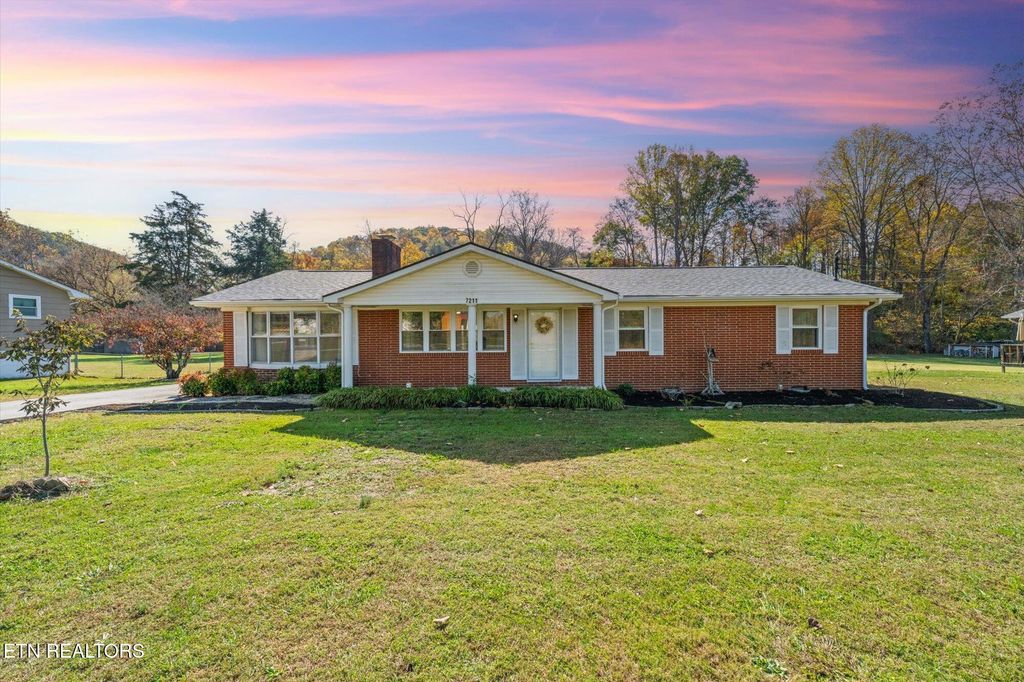Photo of 7211 Fairview Rd, Corryton, TN 37721 (MLS # 1281710)