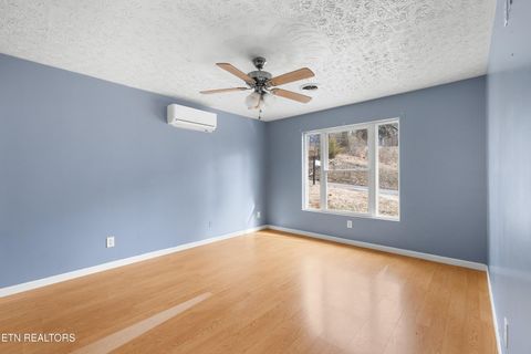 Tiny photo for 1423 Guinn Rd, Talbott, TN 37877 (MLS # 1327805)