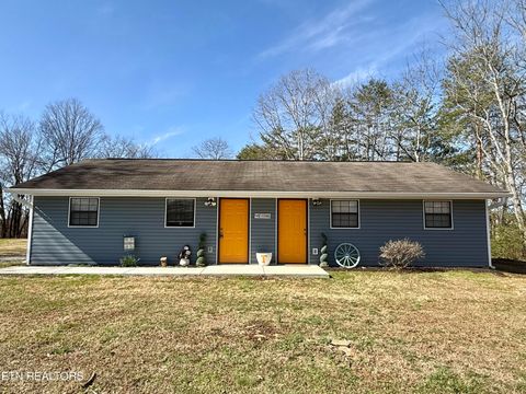 Photo of 802 Old Mcginley Drive, Maryville, TN 37803 (MLS # 1330423)