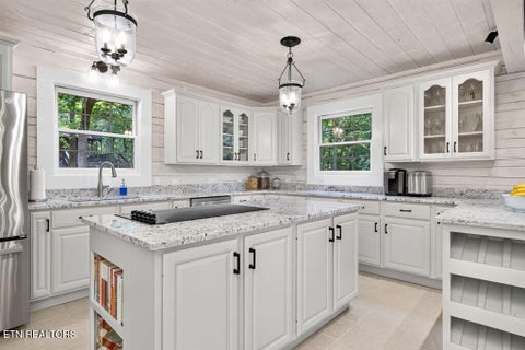 Tiny photo for 335 High Meadow Drive, Spencer, TN 38585 (MLS # 1354954)
