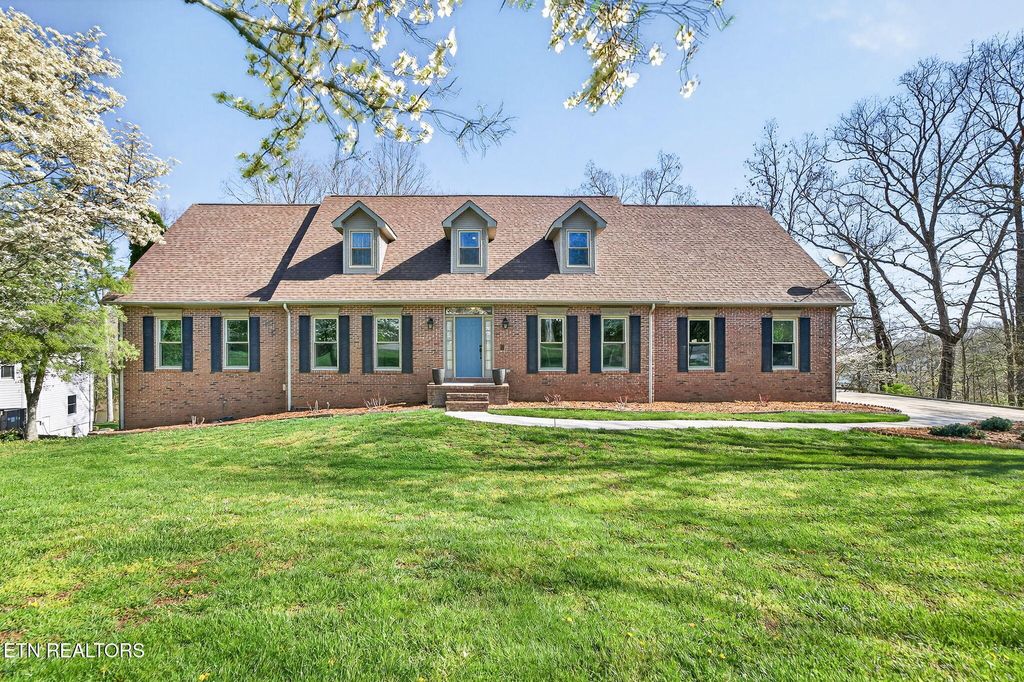 Photo of 94 Quail Ridge Drive, Crossville, TN 38555 (MLS # 1335466)