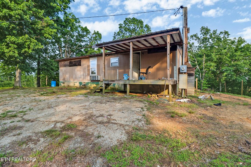 Photo of 558 New Hope Rd, Rockwood, TN 37854 (MLS # 1301327)