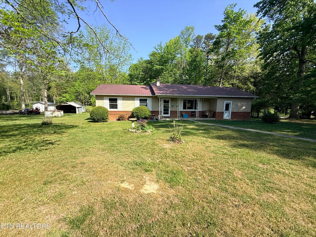 Photo of 1200 Banner Springs Rd, Jamestown, TN 38556 (MLS # 1338808)