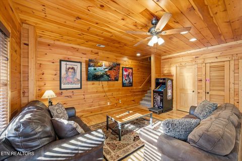 Tiny photo for 625 Gatlinburg Falls Way, Gatlinburg, TN 37738 (MLS # 1327593)