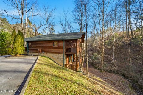 Tiny photo for 625 Gatlinburg Falls Way, Gatlinburg, TN 37738 (MLS # 1327593)