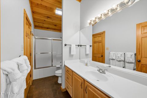 Tiny photo for 625 Gatlinburg Falls Way, Gatlinburg, TN 37738 (MLS # 1327593)