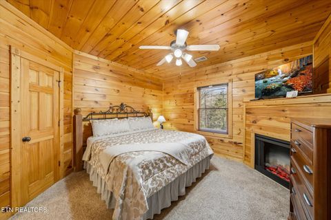 Tiny photo for 625 Gatlinburg Falls Way, Gatlinburg, TN 37738 (MLS # 1327593)