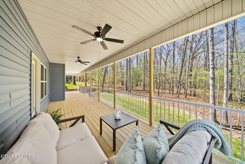 Photo of 160 Hawes Circle, Fairfield Glade, TN 38558 (MLS # 1312112)