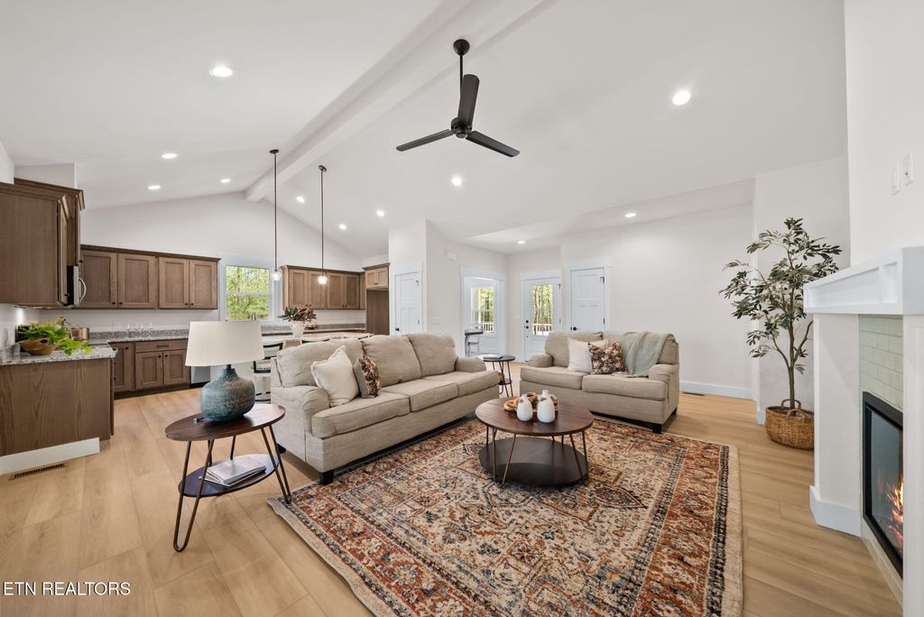 Photo of 160 Hawes Circle, Fairfield Glade, TN 38558 (MLS # 1312112)