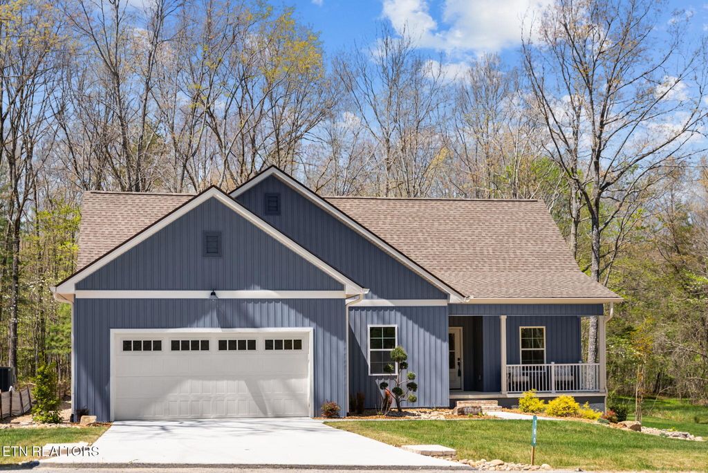 Photo of 160 Hawes Circle, Fairfield Glade, TN 38558 (MLS # 1312112)