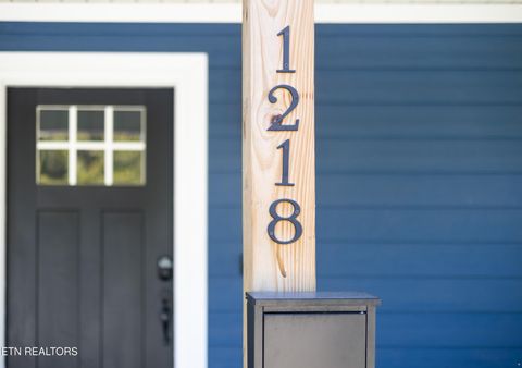 Tiny photo for 1218 W 4Th Ave, Knoxville, TN 37921 (MLS # 1317788)