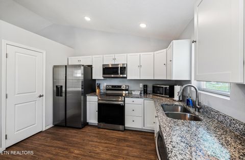 Tiny photo for 1218 W 4Th Ave, Knoxville, TN 37921 (MLS # 1317788)