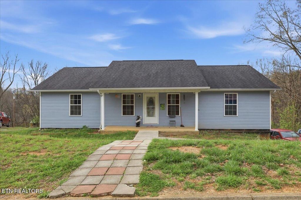 Photo of 741 Catherine Crisp Way, Kodak, TN 37764 (MLS # 1334077)