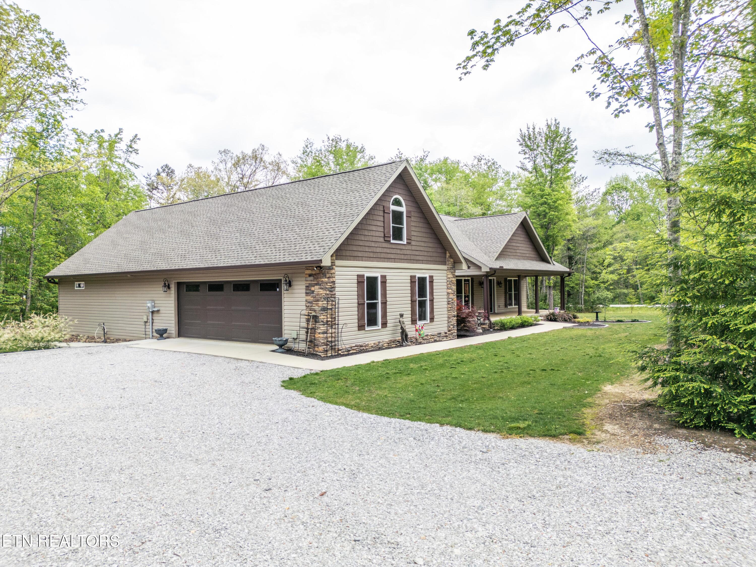 300 E Cove Rd