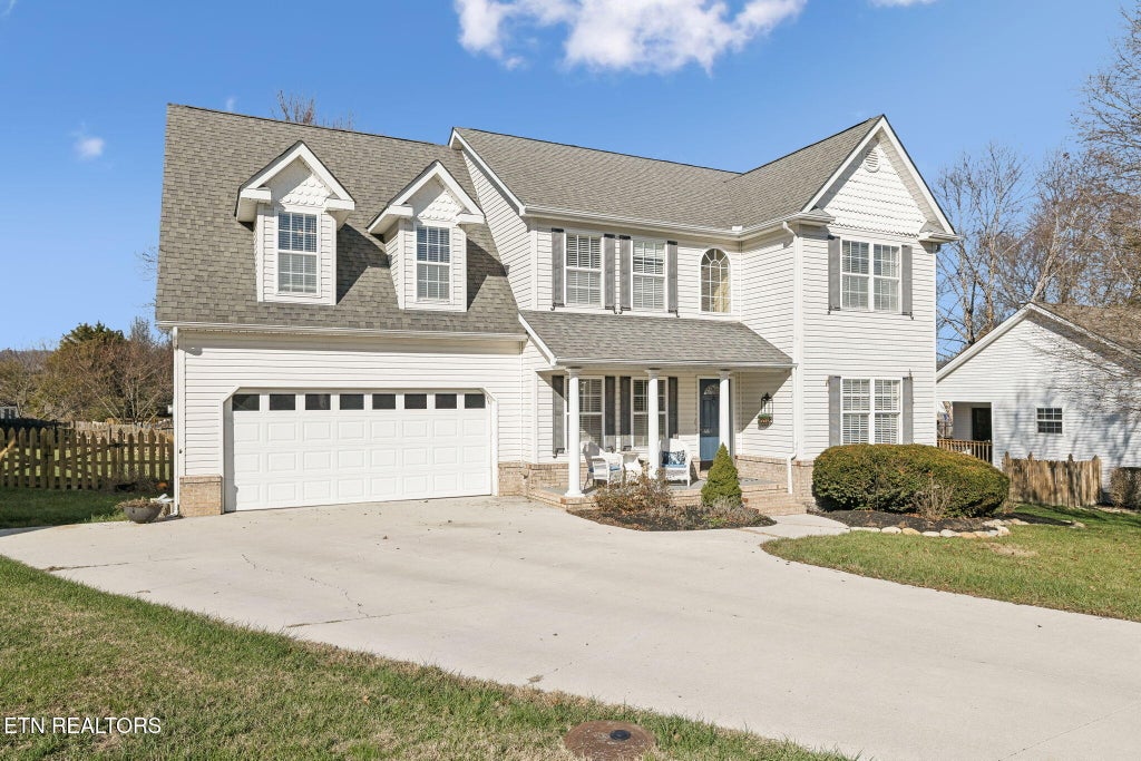 Photo of 5705 Cascadia Lane, Knoxville, TN 37918 (MLS # 1356065)