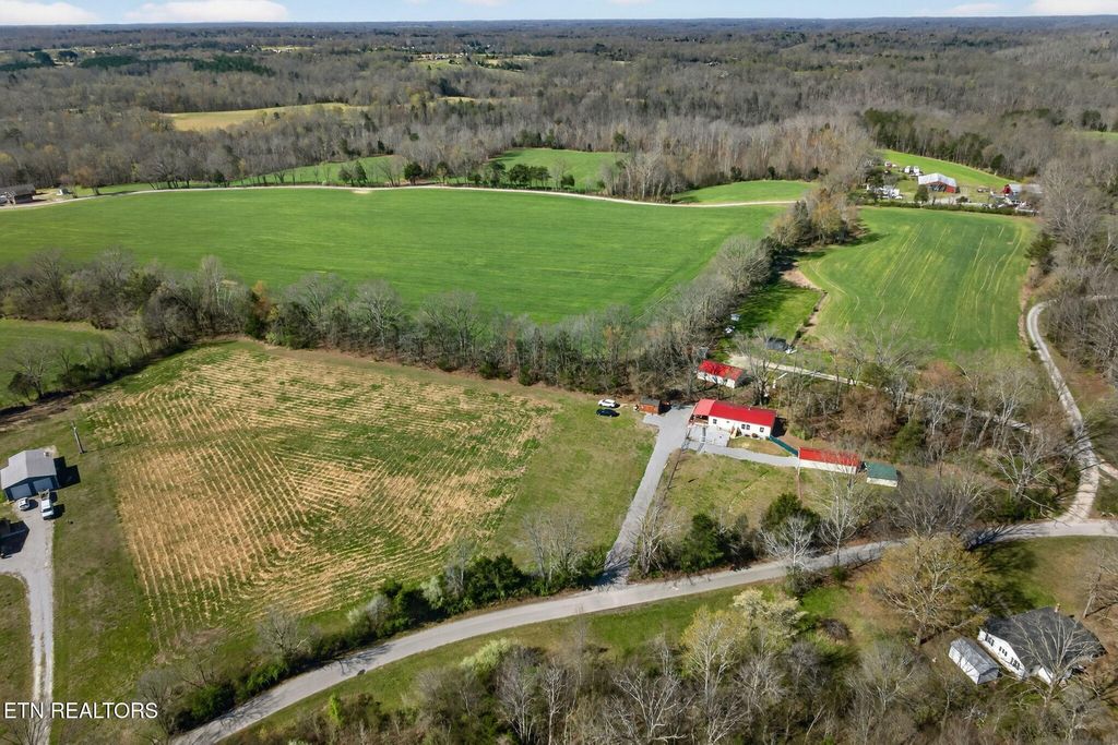 Photo of 3400 Spring Creek Rd, Cookeville, TN 38501 (MLS # 1334057)