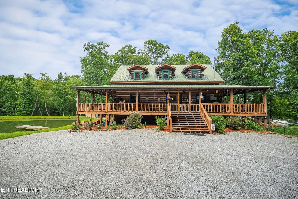Photo of 137 Allen Way Way, Crossville, TN 38572 (MLS # 1352718)