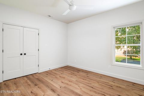 Tiny photo for 107 Alpine Drive, Clinton, TN 37716 (MLS # 1332692)