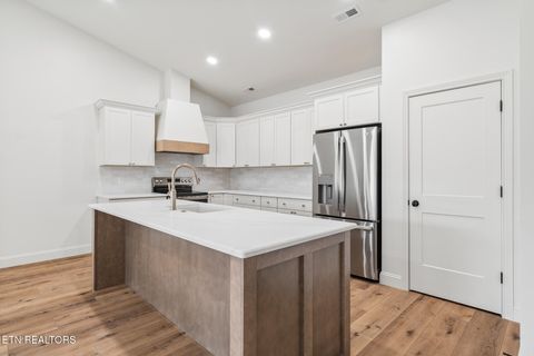 Tiny photo for 107 Alpine Drive, Clinton, TN 37716 (MLS # 1332692)