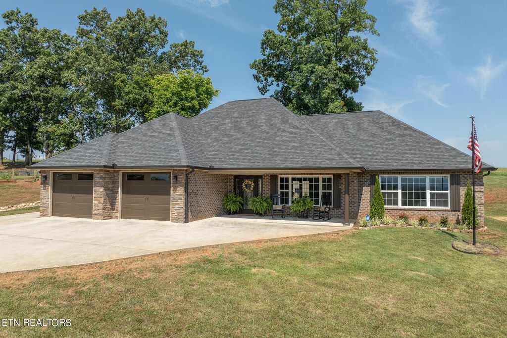 Photo of 1143 Houston Springs Rd, Greenback, TN 37742 (MLS # 1267248)