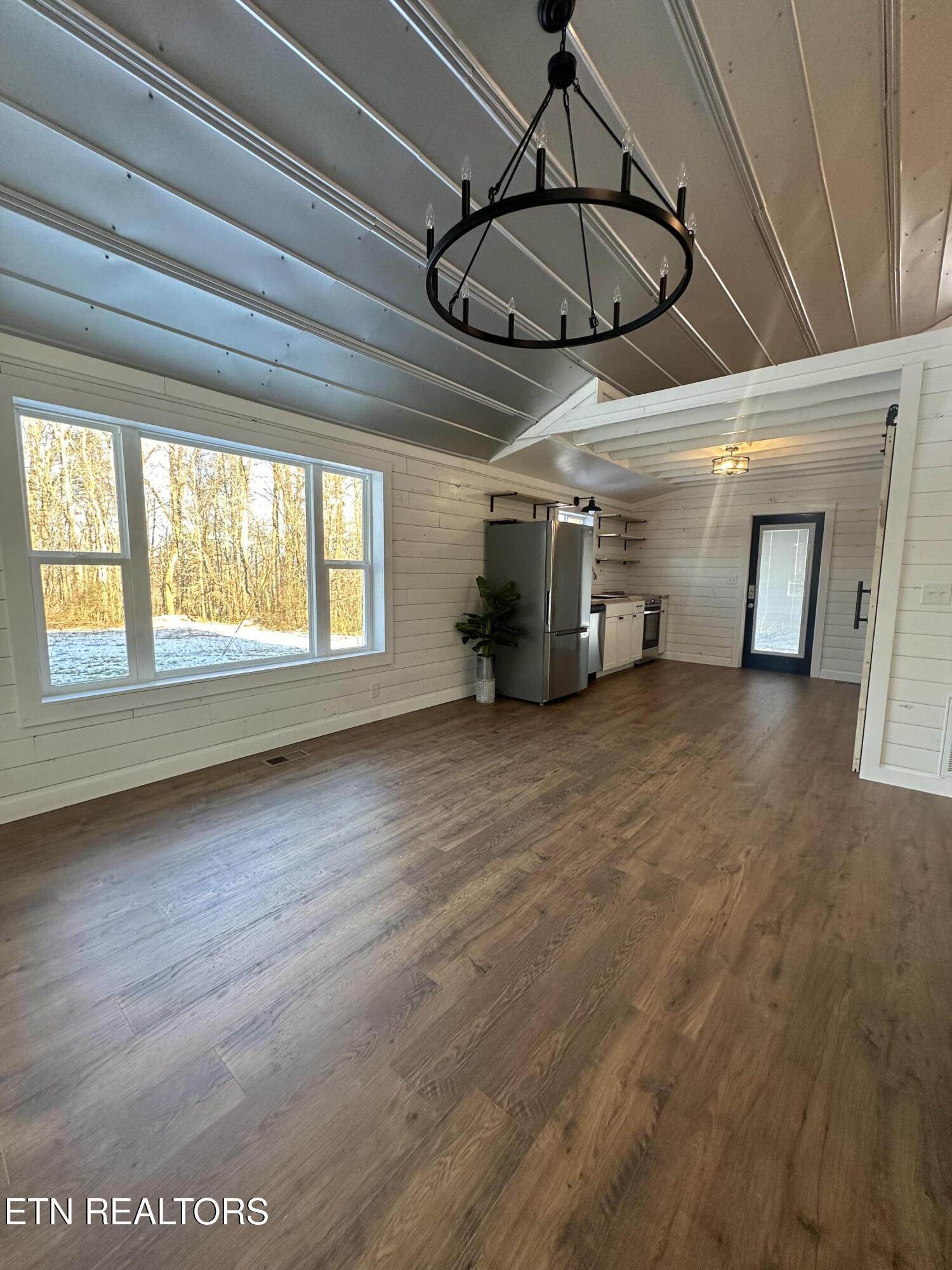 225 Hatmaker Ridge Rd