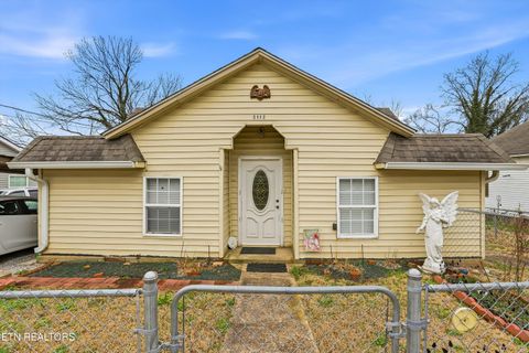 Photo of 3112 Vandeventer Ave, Knoxville, TN 37919 (MLS # 1329869)