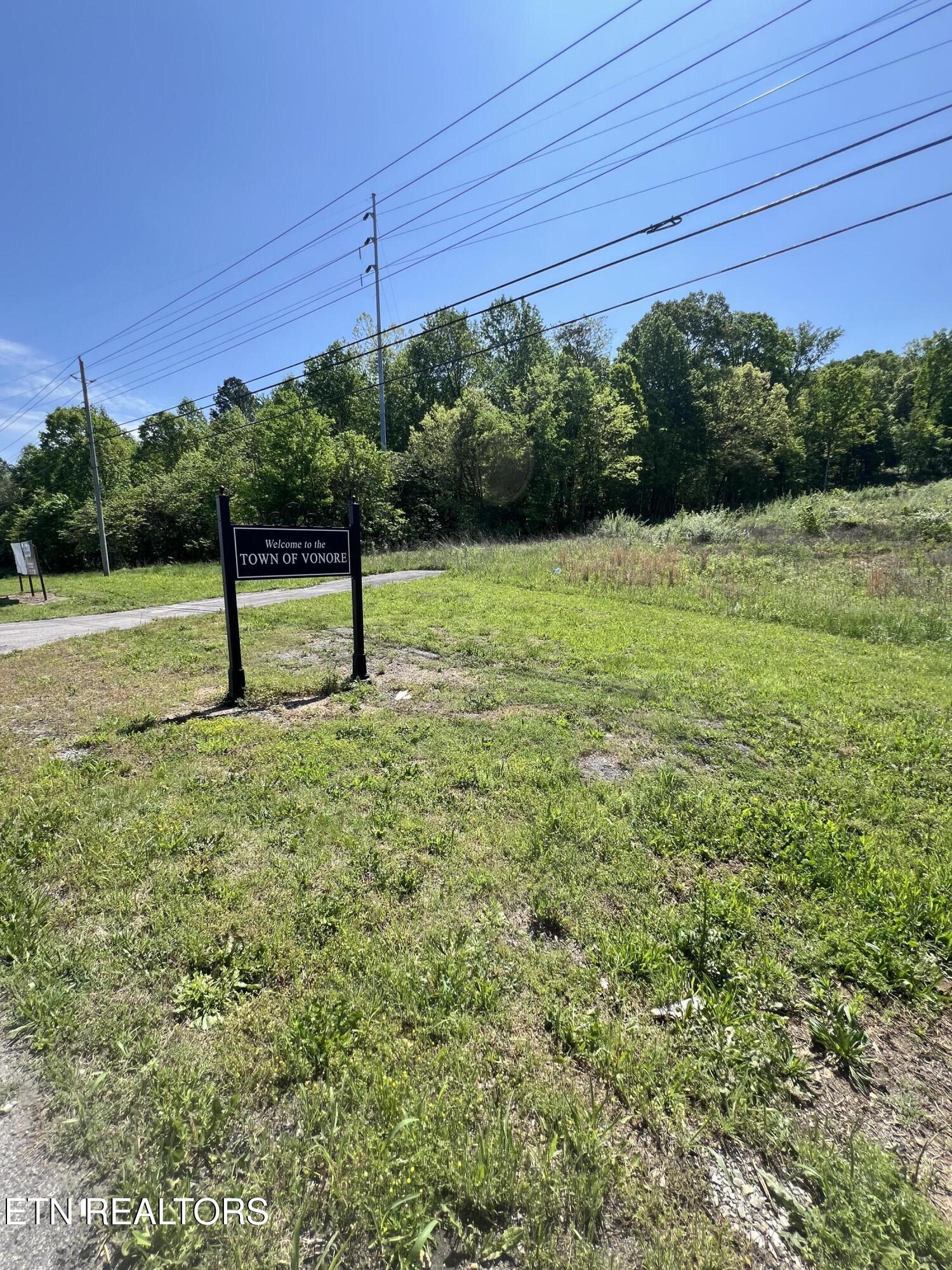 2143 Highway 411