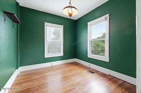 Tiny photo for 227 E Burwell Ave, Knoxville, TN 37917 (MLS # 1349511)