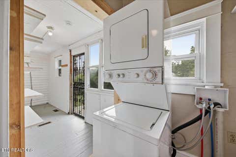 Tiny photo for 227 E Burwell Ave, Knoxville, TN 37917 (MLS # 1349511)