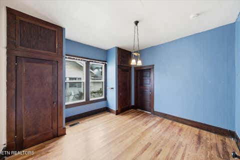 Tiny photo for 227 E Burwell Ave, Knoxville, TN 37917 (MLS # 1349511)